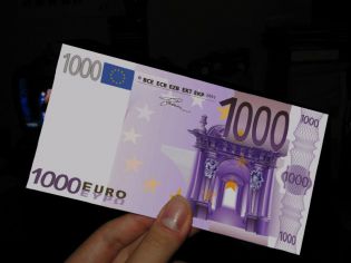 DELOU BI ZA SAMO 1000eu ---> na dan!