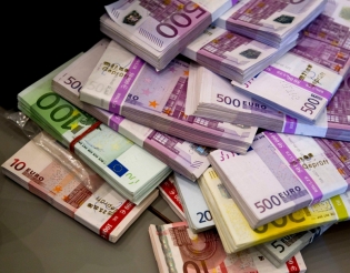 SPET SM PRŠPAROU MILIJONE