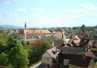 IN KONČNO MAMO ŠE GLASOVE IZ TUJINE