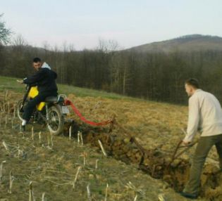 46 - ŠTALA NA SENIKU (Stanislav je oral)